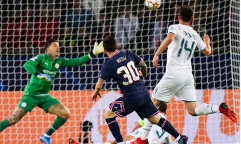 Messi khai hoả, PSG khuất phục Man City