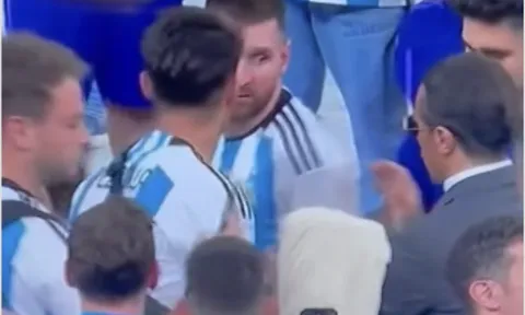 Messi khó chịu với 'Thánh rắc muối'
