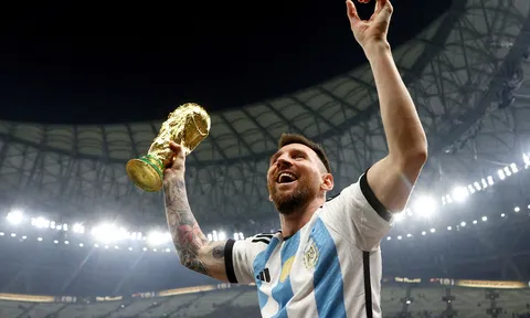Messi ở Inter Miami: Nối gót Beckham để kiếm tiền