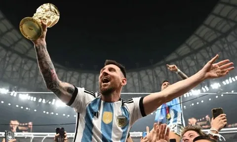 Aguero nêu tên cầu thủ có thể kế tục Messi ở tuyển Argentina
