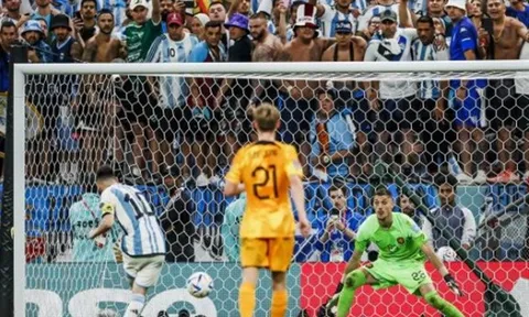 "Messi trừng mắt vào thủ môn trước khi sút sang phải"
