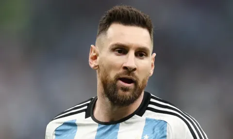 Messi và Argentina nhận án phạt nặng từ FIFA
