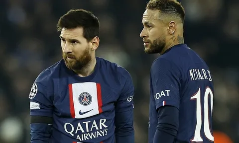 Messi và dàn sao bị CĐV nhà quay lưng