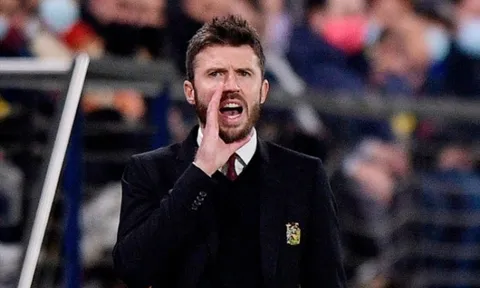 Michael Carrick chỉ ra sự đáng sợ của Chelsea