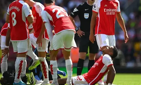 Mikel Arteta cập nhật tình hình của Jurrien Timber