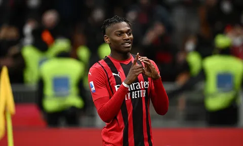 Milan đón tin vui trước đại chiến với Newcastle