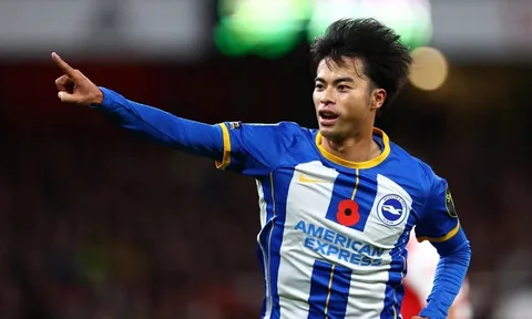 Mitoma: "Tôi xem Ronaldo thi đấu cho Man United từ nhỏ"