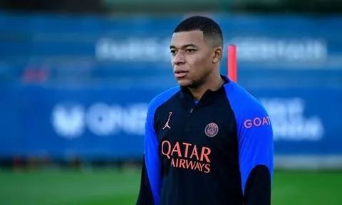 HLV PSG hạnh phúc khi Mbappe cắt ngắn kỳ nghỉ