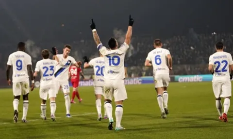 Mở đại tiệc 6 bàn, Inter giữ vững ngôi đầu