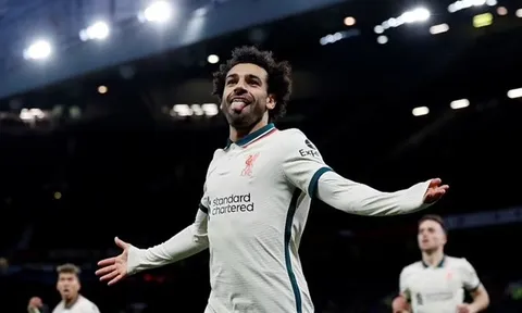 Lập hat-trick nhấn chìm Man United, Salah nói lời thật lòng