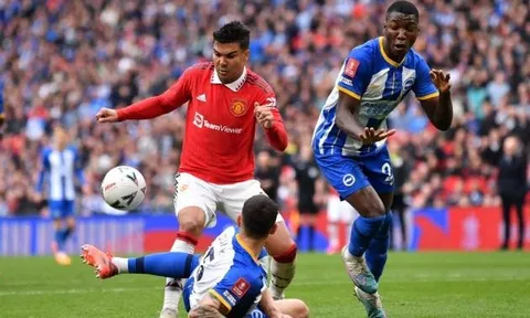 Moises Caicedo có động thái 'tỏ tình' với M.U