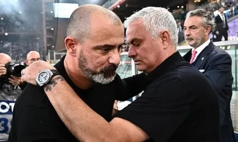 Mourinho bảo vệ HLV đối thủ