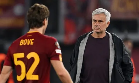 Jose Mourinho: “Chỉ 1 cầu thủ không xứng đáng nhận thất bại hôm nay”