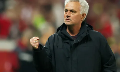 Mourinho chấm 4 ngôi sao cho AS Roma
