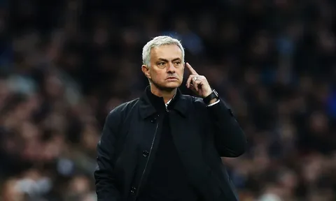 Mourinho: "Đó là một quyết định sai lầm"