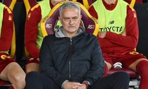 "Mourinho là người lãnh đạo đích thực tại Roma"