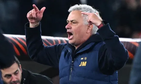 Mourinho lên tiếng trước tin đồn tái hợp Ronaldo
