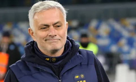 Mourinho: 'Nếu không có Smalling dự bị, Roma đã không vào chung kết'