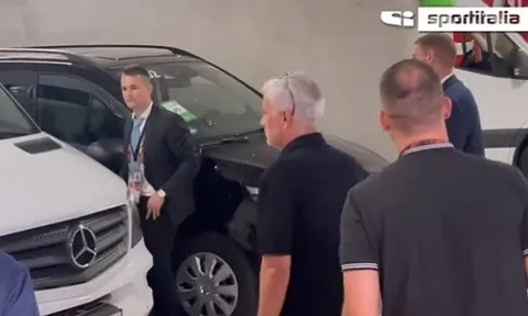Mourinho nhục mạ trọng tài ở bãi đỗ xe