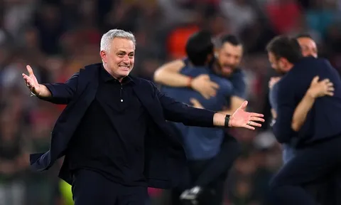 Mourinho đồng ý đến Saudi