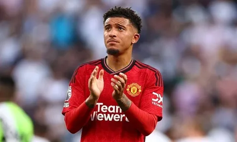 Manchester United sẵn sàng chịu "mất nửa tiền" vì Jadon Sancho