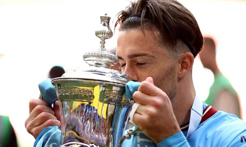 MU cần bao lâu để bắt kịp Man City?