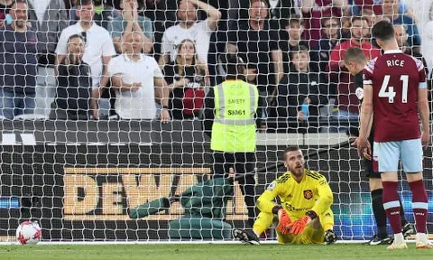 M.U có 6 phương án thay thế De Gea: Bom tấn 65 triệu bảng