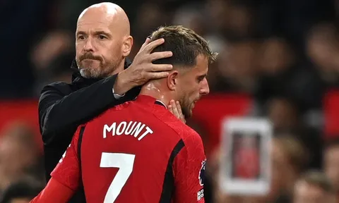"Tôi không thấy Mount phù hợp với đội hình đó, với Bruno Fernandes"