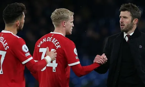 'M.U làm việc như có Rangnick chỉ đạo từ xa, tất nhiên họ sẽ phủ nhận'