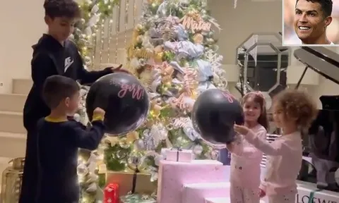 M.U lao đao vì dịch, Ronaldo báo tin vui cho người hâm mộ