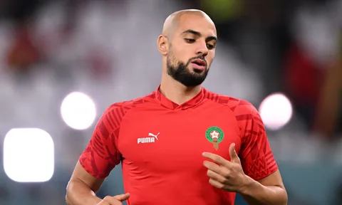 M.U 'lỳ đòn', Fiorentina phải nhượng bộ trong thương vụ Sofyan Amrabat