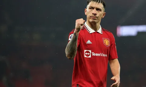 MU mất Lisandro Martinez: Báo động đỏ với Erik ten Hag
