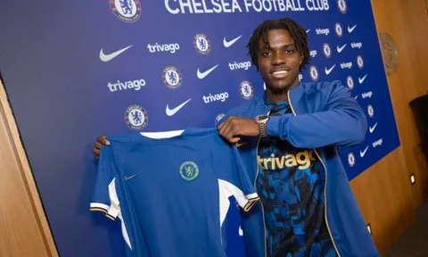 Mua cả Caicedo và Lavia, Chelsea bị đặt nghi vấn