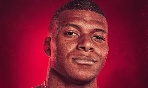 Mua Mbappe sẽ giúp MU trở lại đỉnh cao
