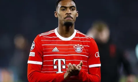 Mua tiền vệ, Liverpool được tiến cử sao Bayern Munich