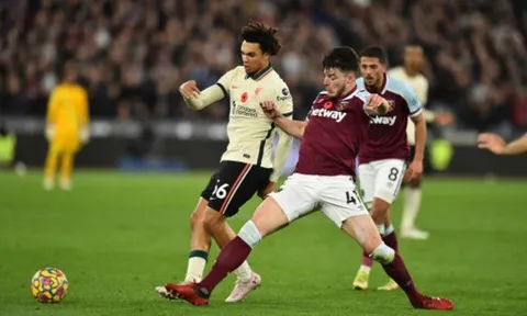 Mục tiêu 100 triệu bảng của M.U đã bóp nghẹt Liverpool ra sao?