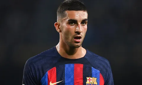 Mục tiêu Arsenal lên tiếng về tương lai ở Barca