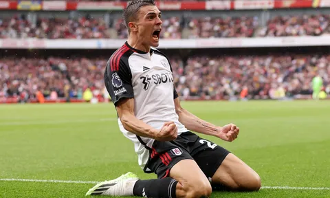 Mục tiêu Liverpool được khen tiệm cận trình độ Rice và Caicedo