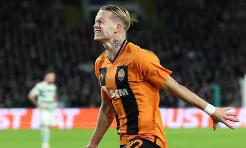 Arsenal không cần lo về Chelsea trong cuộc đua giành Mudryk