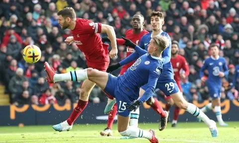 "Arsenal nên cố gắng trả nhiều tiền hơn để mua cậu ấy"