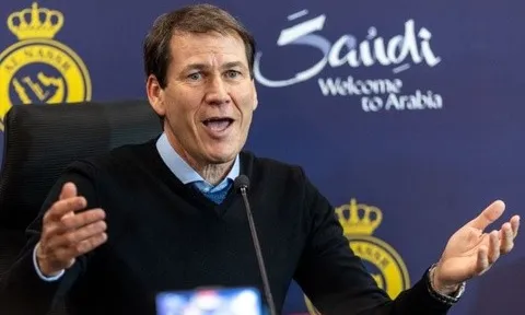 Napoli bổ nhiệm HLV bị Al Nassr sa thải