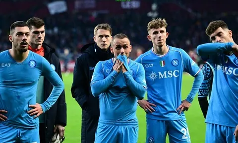 Napoli: Đau để trưởng thành