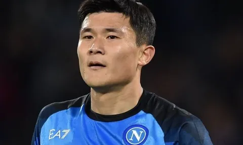 Napoli tiến sát chức vô địch Serie A