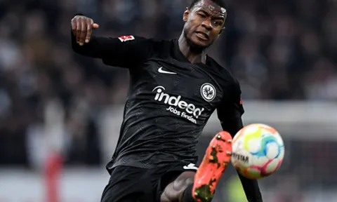 Arsenal, Tottenham có cơ hội chiêu mộ 'đá tảng' Bundesliga