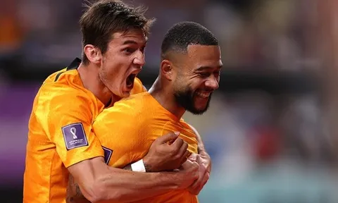 Depay bất ngờ trở thành hàng hot với M.U, Arsenal