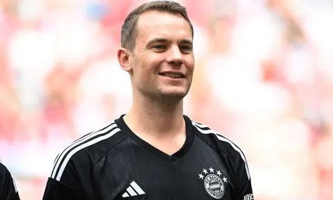 Tuchel ngả mũ trước Neuer