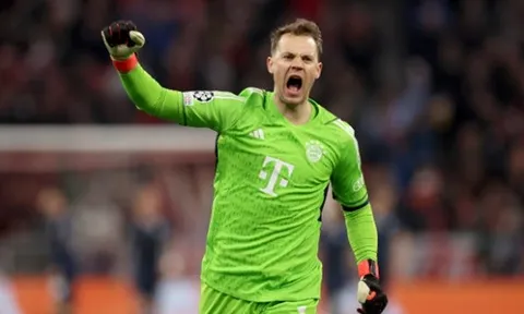 Neuer san bằng kỷ lục của Casillas