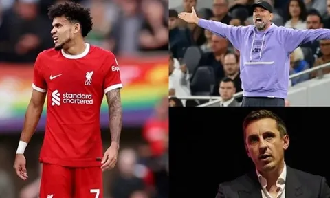 Neville: Liverpool hồ đồ