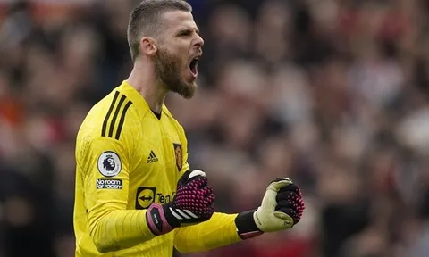Neville: "Một pha cứu thua tuyệt vời!"