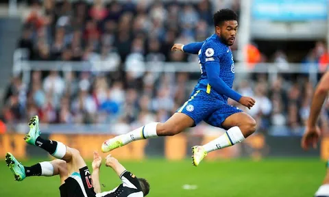 "Newcastle không quyết tâm đấu với Chelsea"